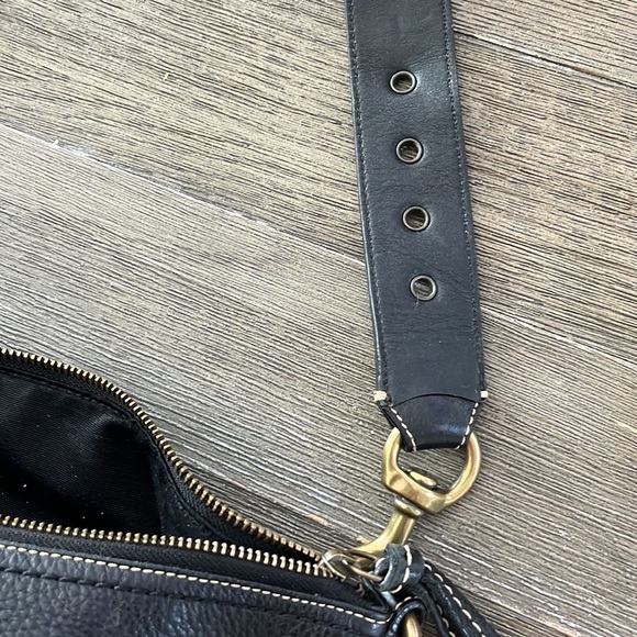 Coach signature C bag with long strap - Picture 6 of 8